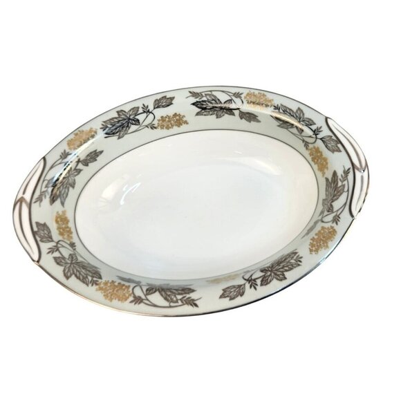 Noritake China 5487 Oval Dish With Floral Leaf Design Made In Japan Porcelain - Picture 1 of 9